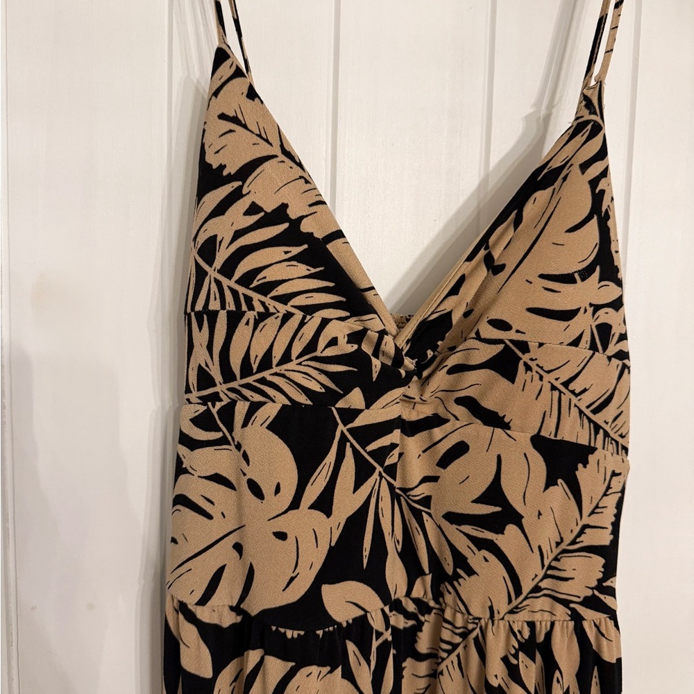 No Boundaries Black and Tan Palm Leaf Dress - Picture 2 of 4